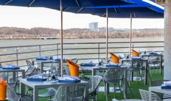 Jula's on the Potomac